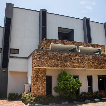 S & S Hotel & Suites Lagos Dış mekan fotoğraf