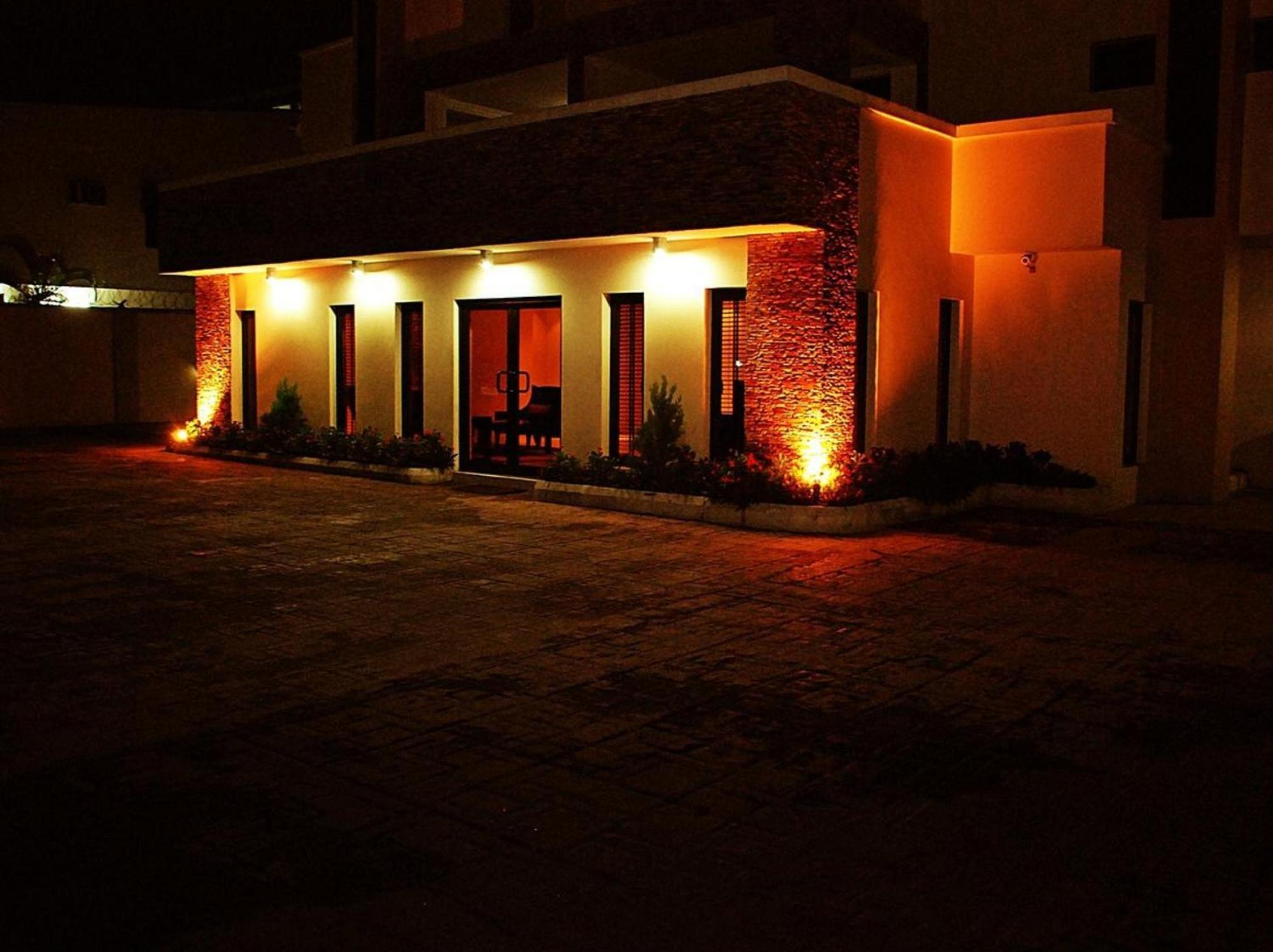 S & S Hotel & Suites Lagos Dış mekan fotoğraf