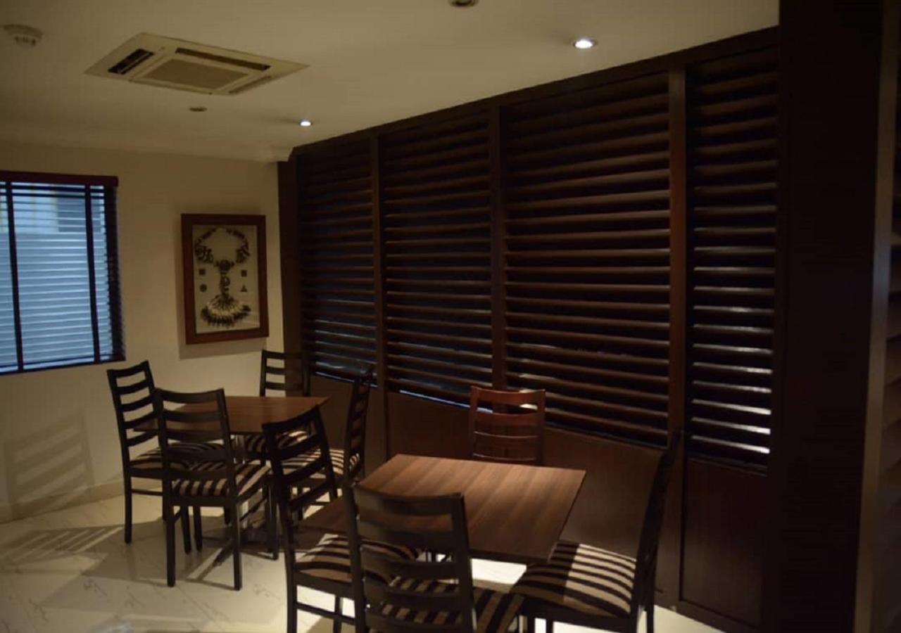 S & S Hotel & Suites Lagos Dış mekan fotoğraf