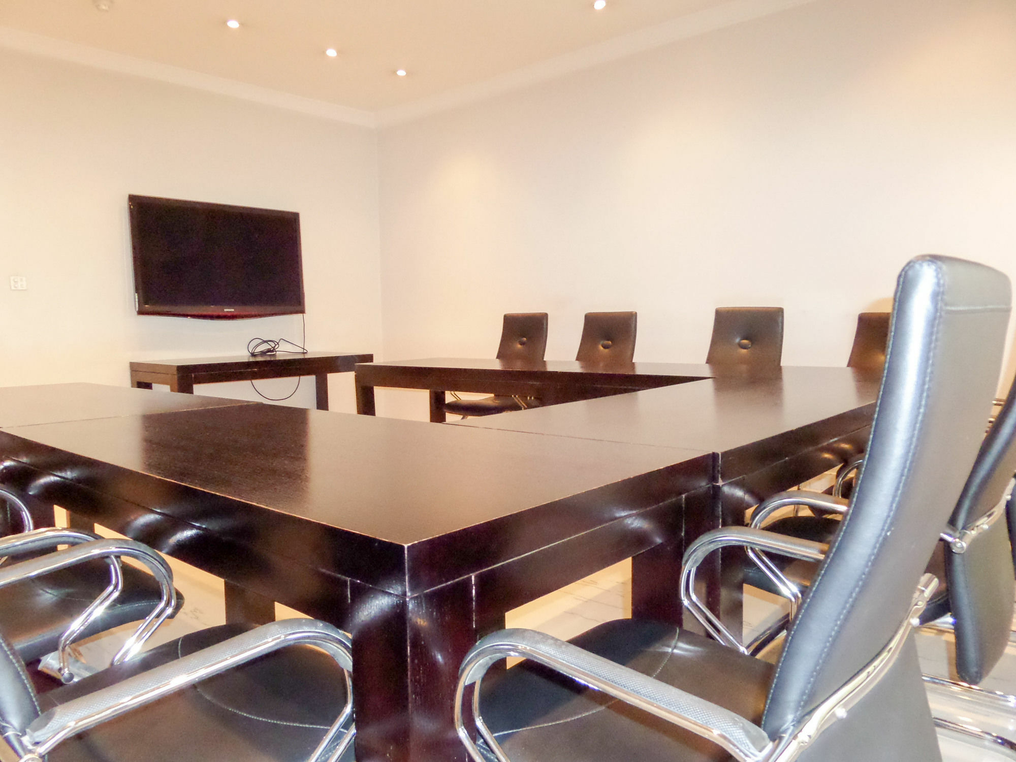 S & S Hotel & Suites Lagos Dış mekan fotoğraf