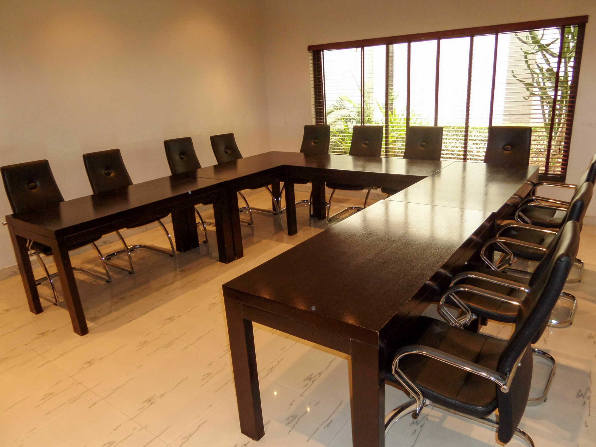 S & S Hotel & Suites Lagos Dış mekan fotoğraf